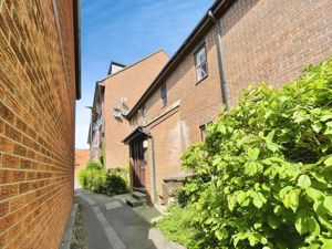 Photo 4- click for photo gallery